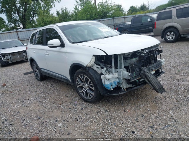 Продажа на аукционе авто 2017 Mitsubishi Outlander Se/sel, vin: JA4AD3A3XHZ001709, номер лота: 45672612