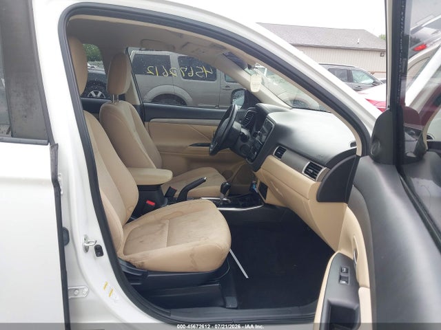 2017 Mitsubishi Outlander Se/sel მანქანა იყიდება აუქციონზე, vin: JA4AD3A3XHZ001709, აუქციონის ნომერი: 45672612