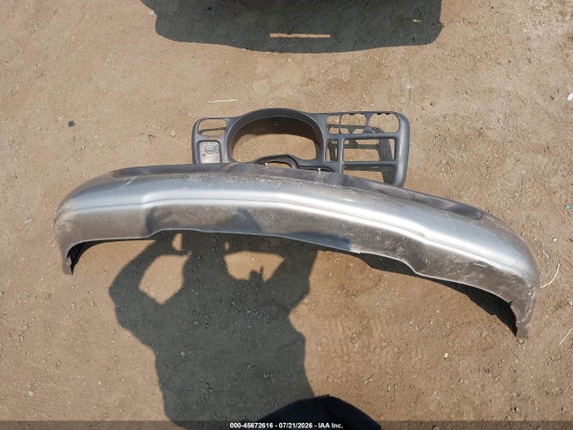 45672616 :رقم المزاد ، 1GTCS19W918234208 vin ، 2001 Gmc Sonoma Sls مزاد بيع