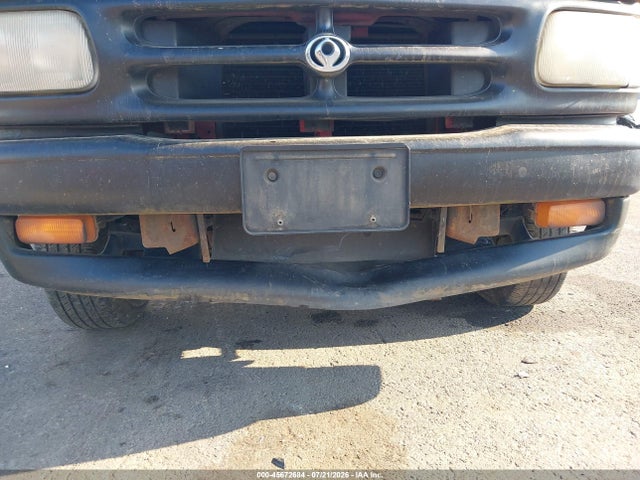 45672684 :رقم المزاد ، 4F4CR12A2TTM07519 vin ، 1996 Mazda B2300 مزاد بيع