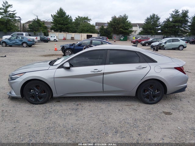 Aukcja sprzedaży 2022 Hyundai Elantra Sel, vin: 5NPLM4AG5NH070527, numer aukcji: 45672695