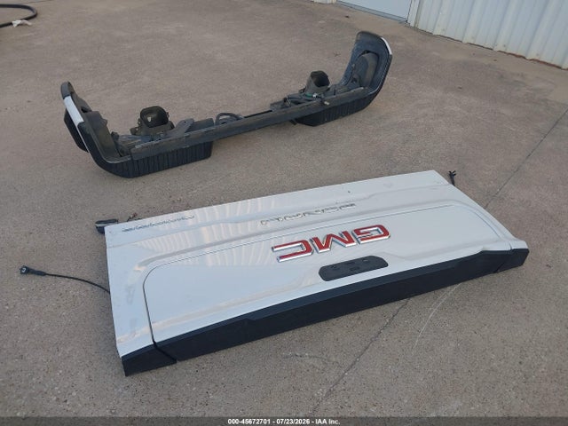 45672701 :رقم المزاد ، 3GTU9FET7MG128055 vin ، 2021 Gmc Sierra 1500 4wd  Short Box Denali مزاد بيع