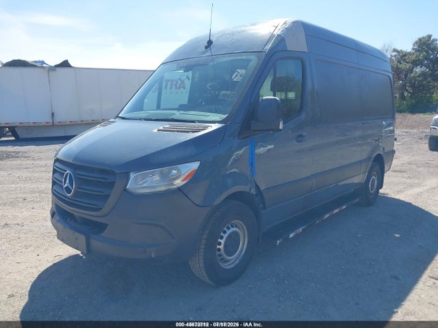 45672712 :رقم المزاد ، WD4PF0CD6KP077449 vin ، 2019 Mercedes-benz Sprinter 2500 Standard Roof V6 مزاد بيع