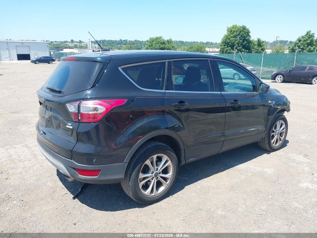 Ford ESCAPE SE 2017 1FMCU0GD8HUE00415 Image 4