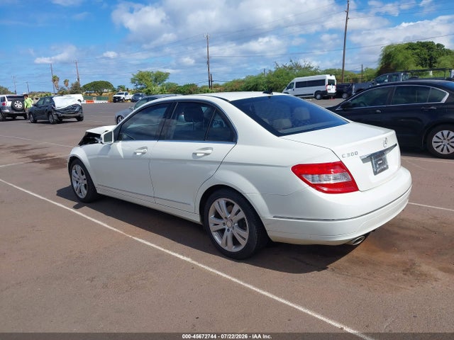 Продаж на аукціоні авто 2010 Mercedes-benz C 300 Luxury, vin: WDDGF5EB0AR131209, номер лоту: 45672744