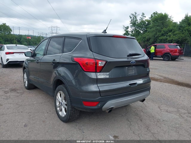 Ford ESCAPE SE 2019 1FMCU9GD4KUA50714 Image 3