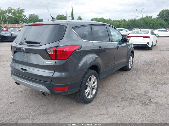 Ford ESCAPE SE 2019 1FMCU9GD4KUA50714 Image 4