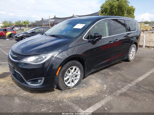 Chrysler Pacifica Touring 2020 2C4RC1FG2LR124189 Image 2