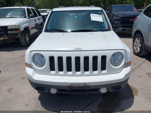 1C4NJPFA6GD584094 Jeep Patriot High Altitude Edition