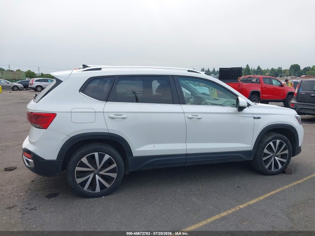 Продаж на аукціоні авто 2022 Volkswagen Taos 1.5t Se, vin: 3VVWX7B28NM043102, номер лоту: 45672783