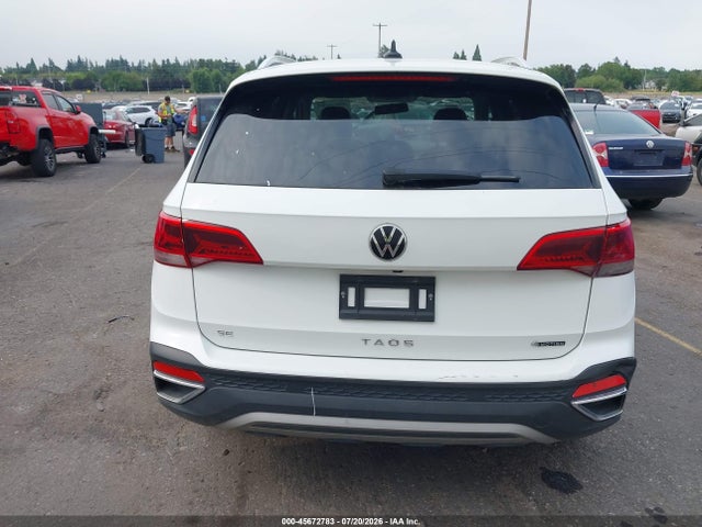 Продаж на аукціоні авто 2022 Volkswagen Taos 1.5t Se, vin: 3VVWX7B28NM043102, номер лоту: 45672783