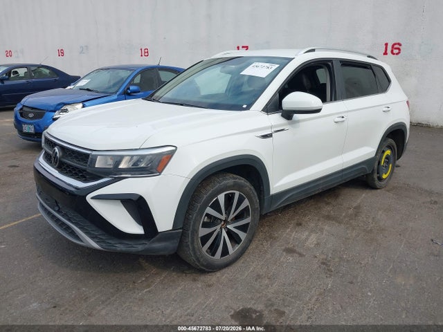 Продаж на аукціоні авто 2022 Volkswagen Taos 1.5t Se, vin: 3VVWX7B28NM043102, номер лоту: 45672783