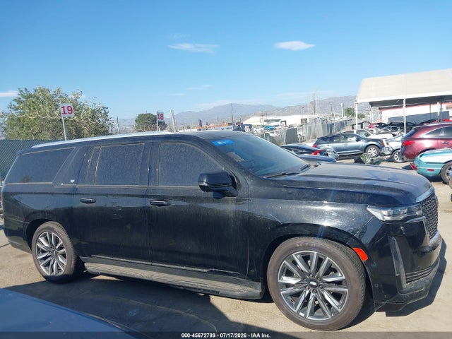 45672789 :رقم المزاد ، 1GYS3LKL9MR225960 vin ، 2021 Cadillac Escalade Esv 2wd Premium Luxury مزاد بيع