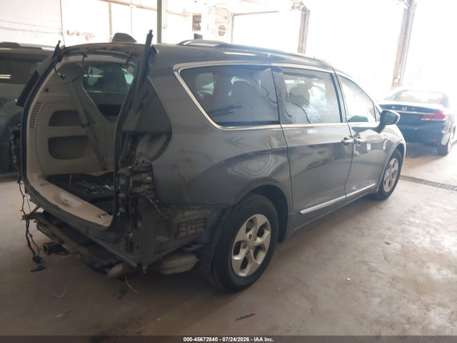 Aukcja sprzedaży 2017 Chrysler Pacifica Touring-l Plus, vin: 2C4RC1EG2HR811004, numer aukcji: 45672840