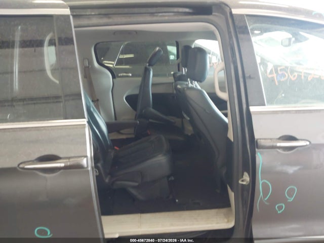 Aukcja sprzedaży 2017 Chrysler Pacifica Touring-l Plus, vin: 2C4RC1EG2HR811004, numer aukcji: 45672840