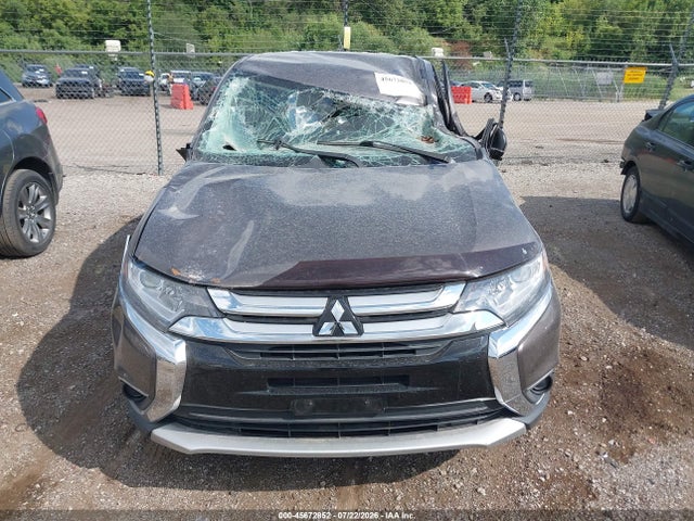Продажа на аукционе авто 2017 Mitsubishi Outlander Es, vin: JA4AD2A3XHZ066487, номер лота: 45672852