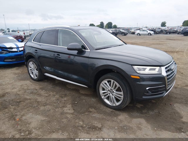 45672906 :رقم المزاد ، WA1CNAFY0J2079865 vin ، 2018 Audi Q5 2.0t Premium مزاد بيع
