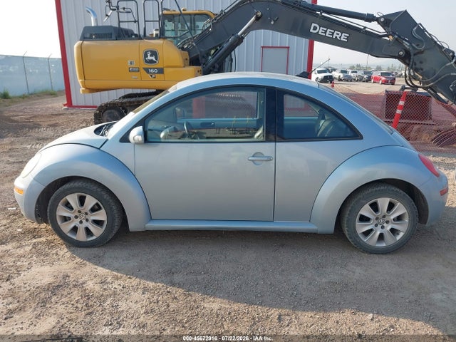 2009 Volkswagen New Beetle 2.5l მანქანა იყიდება აუქციონზე, vin: 3VWPG31C29M515593, აუქციონის ნომერი: 45672916