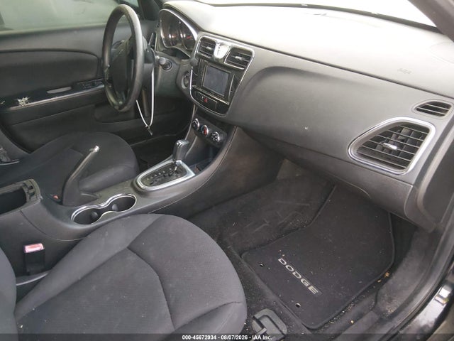Продажа на аукционе авто 2013 Chrysler 200 Lx, vin: 1C3CCBAB2DN640000, номер лота: 45672934