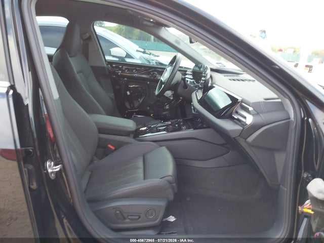45672965 :رقم المزاد ، WAU2BCFU8SN036178 vin ، 2025 Audi All-new A5 Premium Plus Tfsi Quattro S Tronic مزاد بيع
