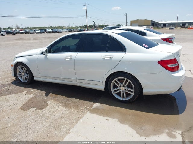 Продажа на аукционе авто 2013 Mercedes-benz C 300 Sport 4matic, vin: WDDGF8AB8DR256728, номер лота: 45672983