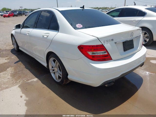 Продажа на аукционе авто 2013 Mercedes-benz C 300 Sport 4matic, vin: WDDGF8AB8DR256728, номер лота: 45672983