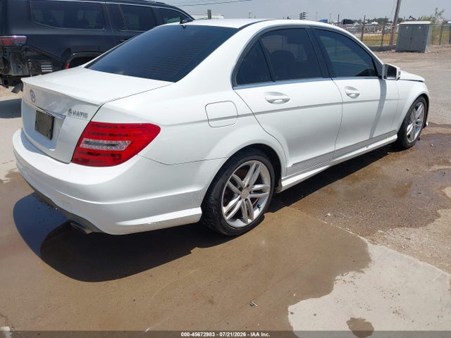 45672983 :رقم المزاد ، WDDGF8AB8DR256728 vin ، 2013 Mercedes-benz C 300 Sport 4matic مزاد بيع