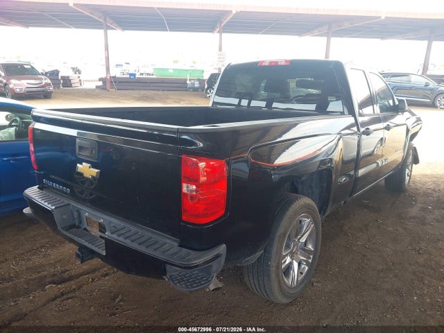 Chevrolet Silverado 1500 Custom 2017 1GCRCPEC4HZ393793 Image 4