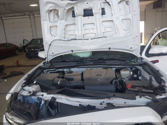 45673008 :رقم المزاد ، 5TFCZ5AN5MX273877 vin ، 2021 Toyota Tacoma Trd Pro مزاد بيع