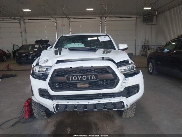 45673008 :رقم المزاد ، 5TFCZ5AN5MX273877 vin ، 2021 Toyota Tacoma Trd Pro مزاد بيع