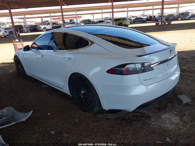 Tesla MODEL S 2016 5YJSA1E45GF156747 Image 3