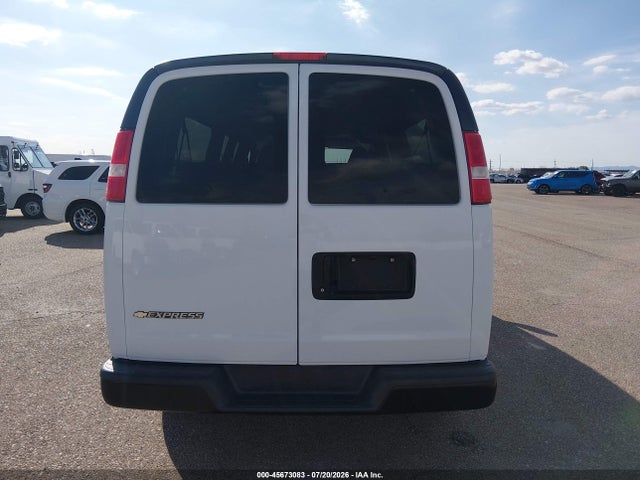 Продаж на аукціоні авто 2021 Chevrolet Express Passenger Rwd 3500 Extended Wheelbase Ls, vin: 1GAZGNFP6M1153866, номер лоту: 45673083