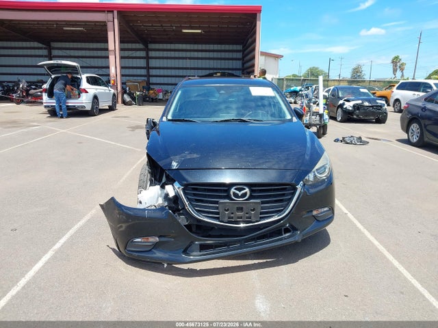 Mazda Mazda3 Touring 2018 3MZBN1V37JM167728 Image 13