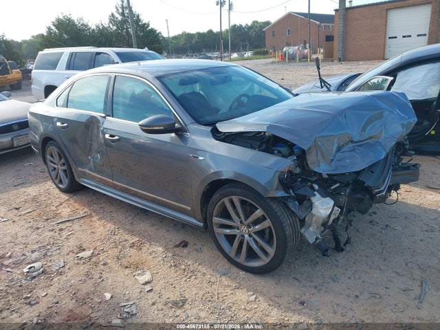 2017 Volkswagen Passat 1.8t R-line მანქანა იყიდება აუქციონზე, vin: 1VWDT7A38HC033958, აუქციონის ნომერი: 45673155