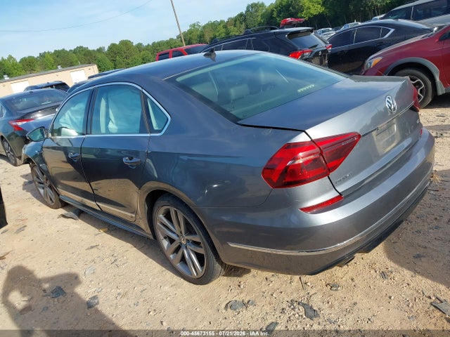 2017 Volkswagen Passat 1.8t R-line მანქანა იყიდება აუქციონზე, vin: 1VWDT7A38HC033958, აუქციონის ნომერი: 45673155