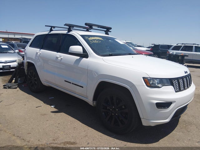 Продаж на аукціоні авто 2017 Jeep Grand Cherokee Altitude, vin: 1C4RJFAG2HC958523, номер лоту: 45673175