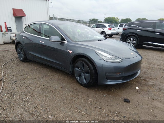 Auction sale of the 2020 Tesla Model 3 Standard Range Plus Rear-wheel Drive/standard Range Rear-wheel Drive, vin: 5YJ3E1EA8LF736678, lot number: 45673256