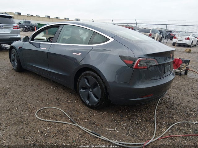 2020 Tesla Model 3 Standard Range Plus Rear-wheel Drive/standard Range Rear-wheel Drive მანქანა იყიდება აუქციონზე, vin: 5YJ3E1EA8LF736678, აუქციონის ნომერი: 45673256