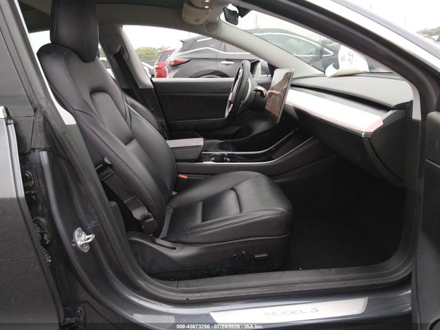 2020 Tesla Model 3 Standard Range Plus Rear-wheel Drive/standard Range Rear-wheel Drive მანქანა იყიდება აუქციონზე, vin: 5YJ3E1EA8LF736678, აუქციონის ნომერი: 45673256