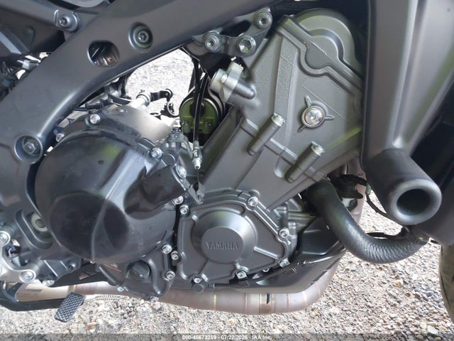 Yamaha MT09 2023 JYARN71E5PA004993 Image 8