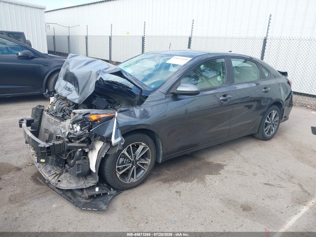 KIA Forte Lxs 2022 3KPF24AD2NE431404 Image 2