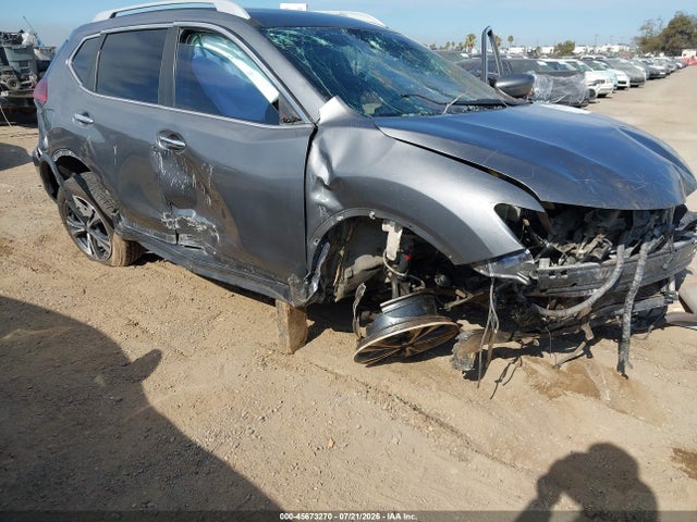 5N1AT2MT5JC783808 Nissan Rogue Sl