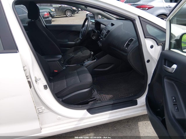 KIA FORTE LX 2018 3KPFK4A71JE205472 Image 5