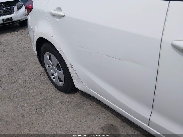 KIA FORTE LX 2018 3KPFK4A71JE205472 Image 6