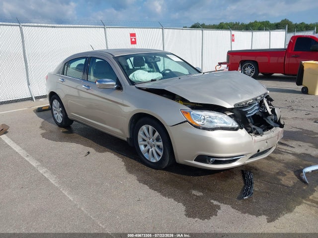 45673305 :رقم المزاد ، 1C3CCBCG1DN747371 vin ، 2013 Chrysler 200 Limited مزاد بيع