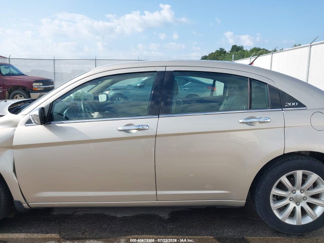 Продаж на аукціоні авто 2013 Chrysler 200 Limited, vin: 1C3CCBCG1DN747371, номер лоту: 45673305