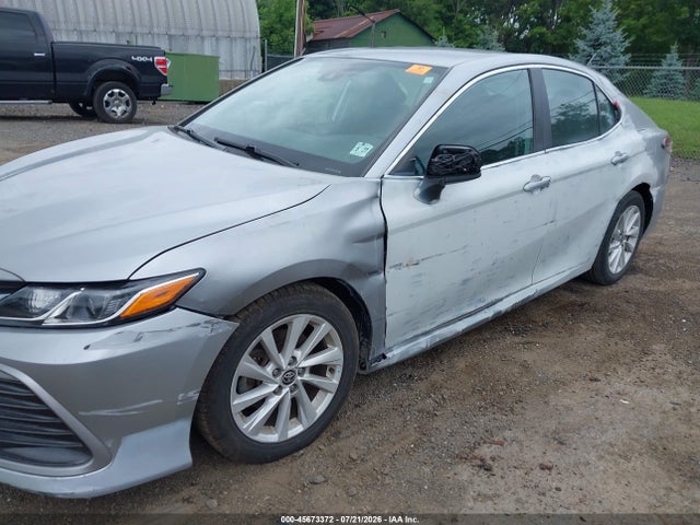 Aukcja sprzedaży 2022 Toyota Camry Le Awd, vin: 4T1C11BK8NU064197, numer aukcji: 45673372