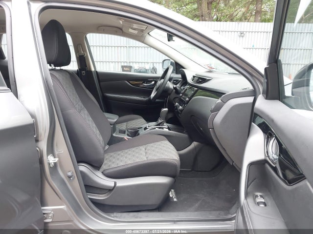 45673397 :رقم المزاد ، JN1BJ1CW7LW381362 vin ، 2020 Nissan Rogue Sport Sv Awd Xtronic Cvt مزاد بيع