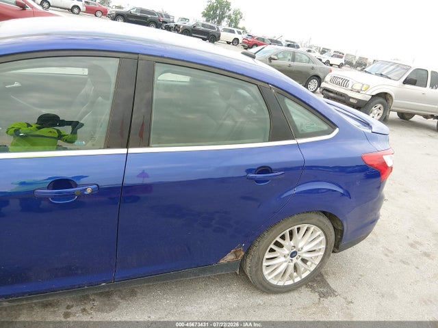 2014 Ford Focus Titanium მანქანა იყიდება აუქციონზე, vin: 1FADP3J22EL360753, აუქციონის ნომერი: 45673431