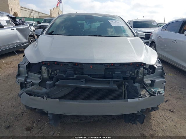 45673432 :رقم المزاد ، 1G11C5SA3GU142952 vin ، 2016 Chevrolet Malibu Limited Lt مزاد بيع